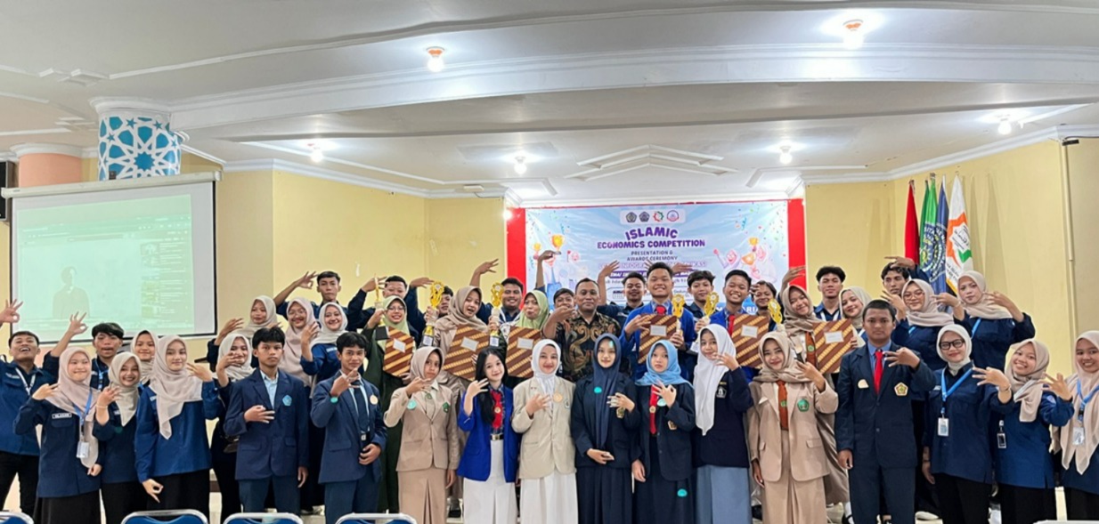 Tingkatkan Literasi Digital, HIMA Ekonomi Syariah UMPO Sukses Gelar Islamic Economics Competition 2026