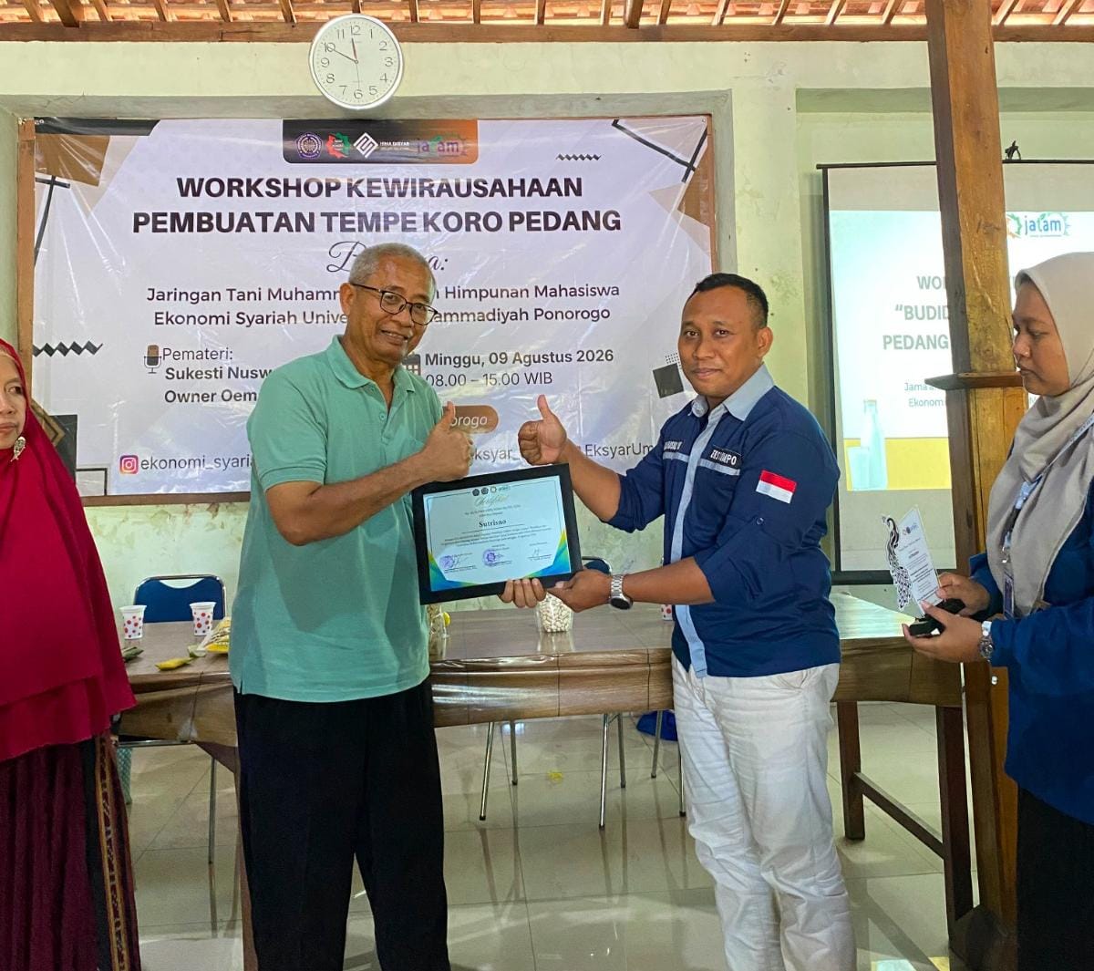 Prodi Ekonomi Syariah UMPO dan JATAM Ponorogo Gelar Workshop Kewirausahaan Olahan Koro Pedang